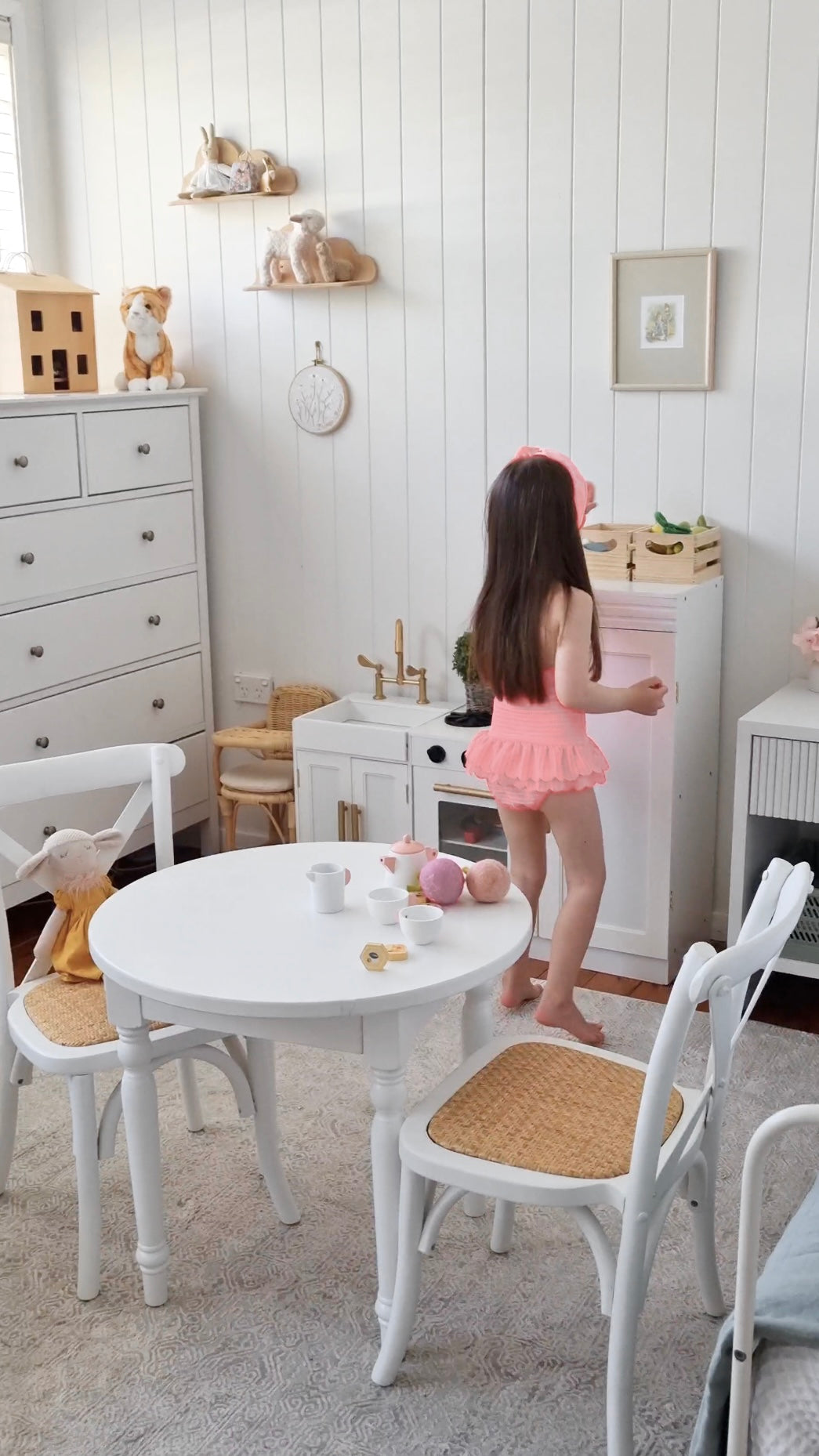 Kids play online kitchen white